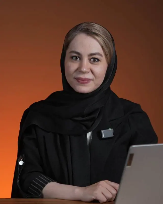 خانم زینلی، مدرس بخش ویژه سپیدار